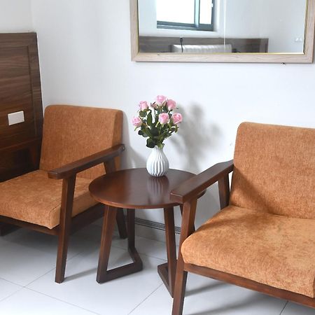 Thanh Hang Hotel Near Emerald My Dinh Hanoi Exteriör bild