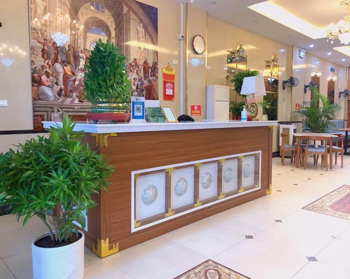 Thanh Hang Hotel Near Emerald My Dinh Hanoi Exteriör bild