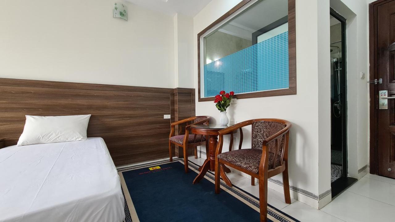 Thanh Hang Hotel Near Emerald My Dinh Hanoi Exteriör bild